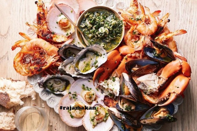 Tips-Memilih-Makanan-Halal-Saat-Travelling-ke-Luar-Negeri-2